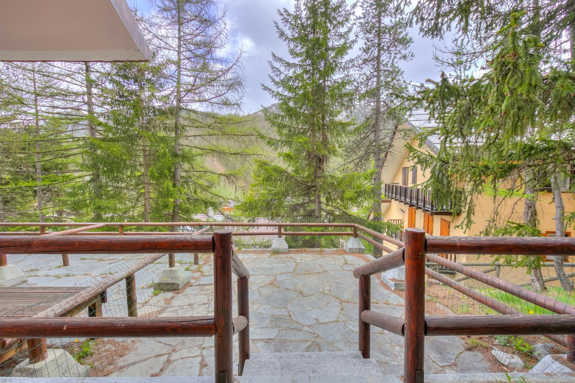 Appartamento La Marmotta Mountain Retreat - Happy Rentals Клавиере Екстериор снимка