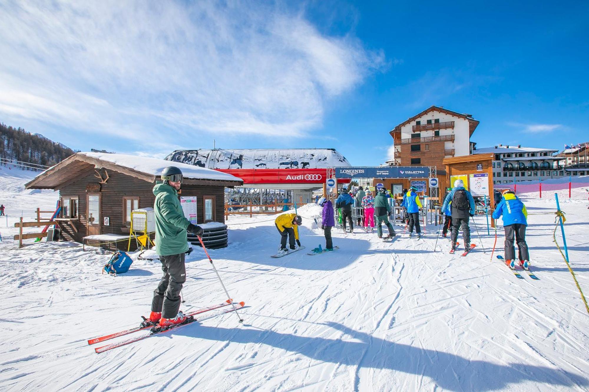 Appartamento La Marmotta Mountain Retreat - Happy Rentals Клавиере Екстериор снимка