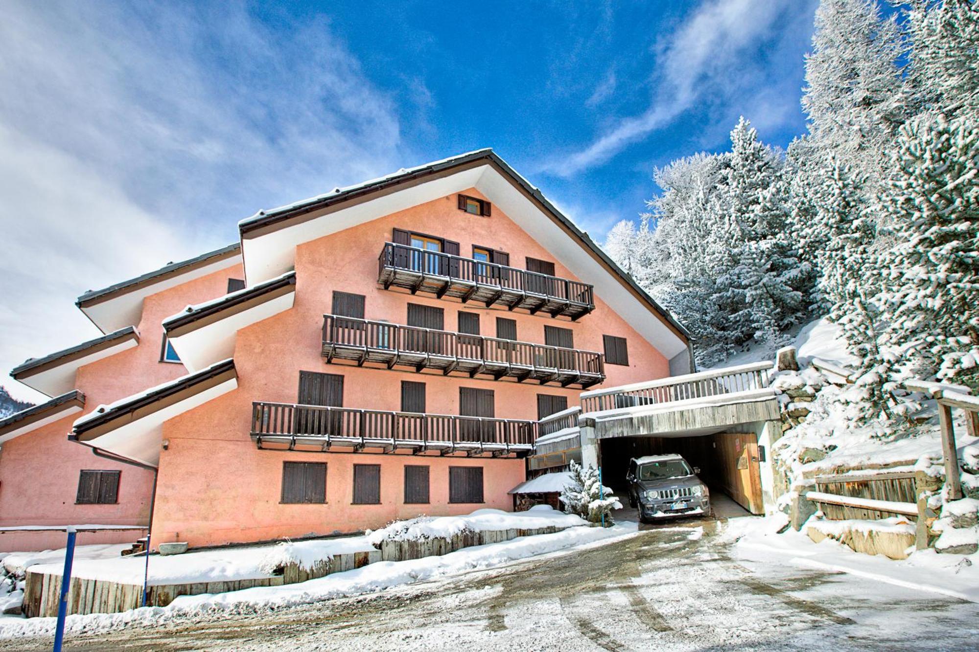Appartamento La Marmotta Mountain Retreat - Happy Rentals Клавиере Екстериор снимка